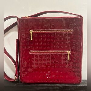 🇮🇹 MINT CONDITION ARCADIA BAG! 🇮🇹 GORGEOUS RED PATENT EMBOSSED BAG